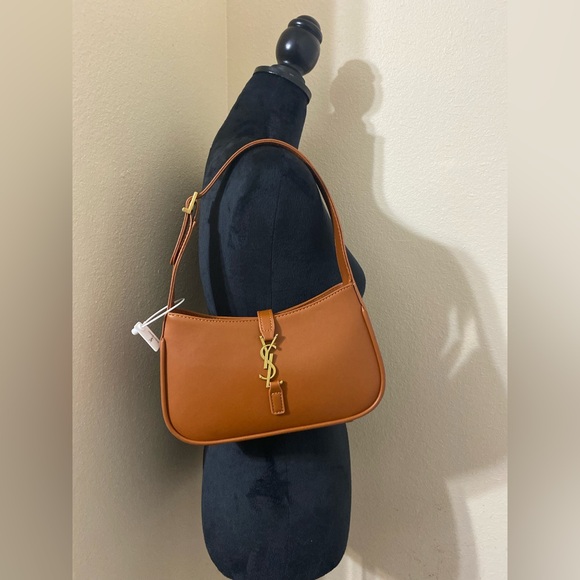 Fashion Elegant Tan Leather ParisLe 5 a 7 Mono Antique Gold Shoulder Bag - Picture 10 of 12